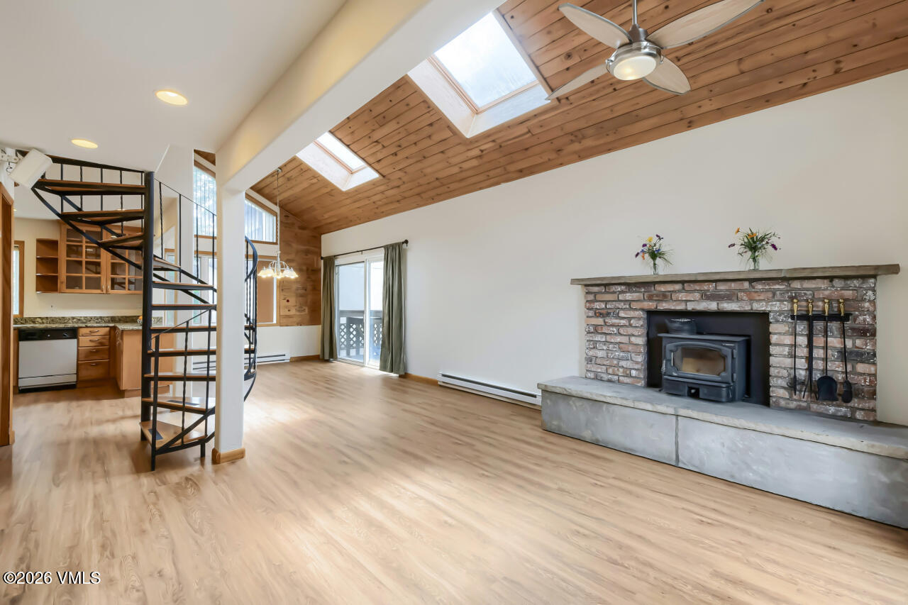 225 Eagle Drive #5C