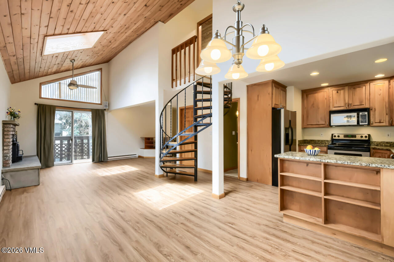 225 Eagle Drive #5C