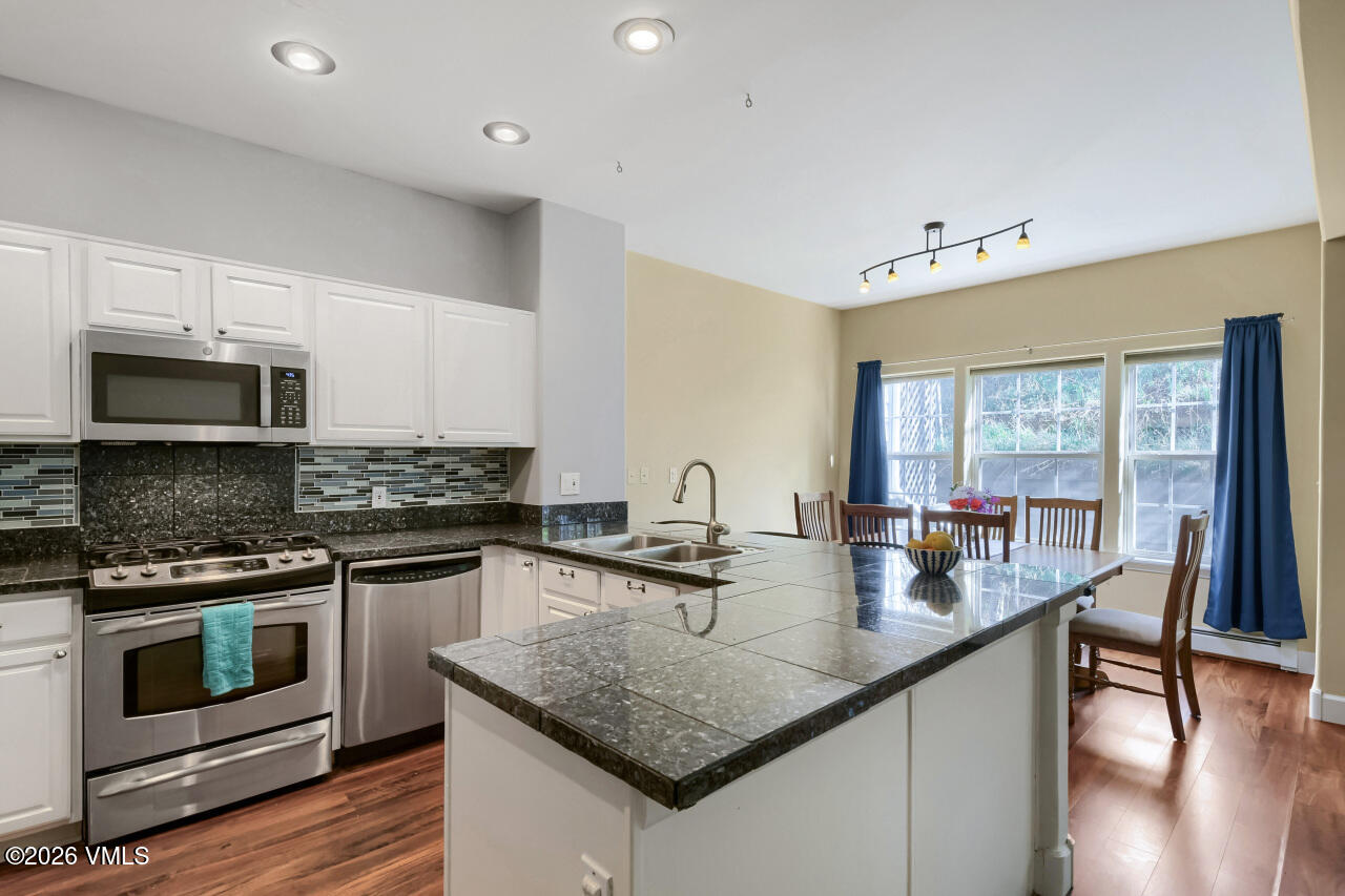 288 Edwards Village Boulevard Unit: #5C