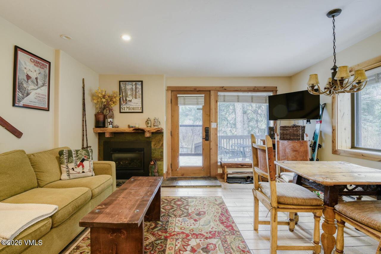 4600 Vail Racquet Club Unit: 4