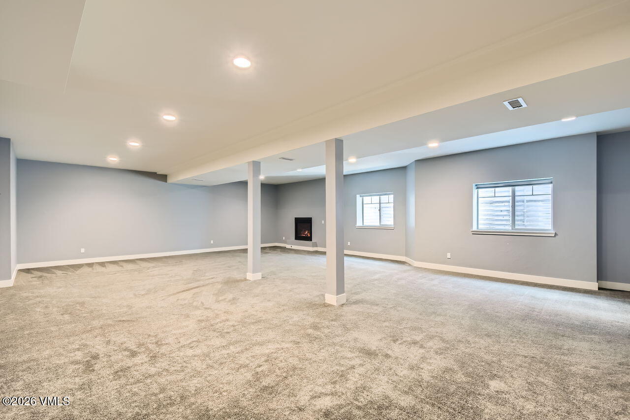 82 Lynx Circle