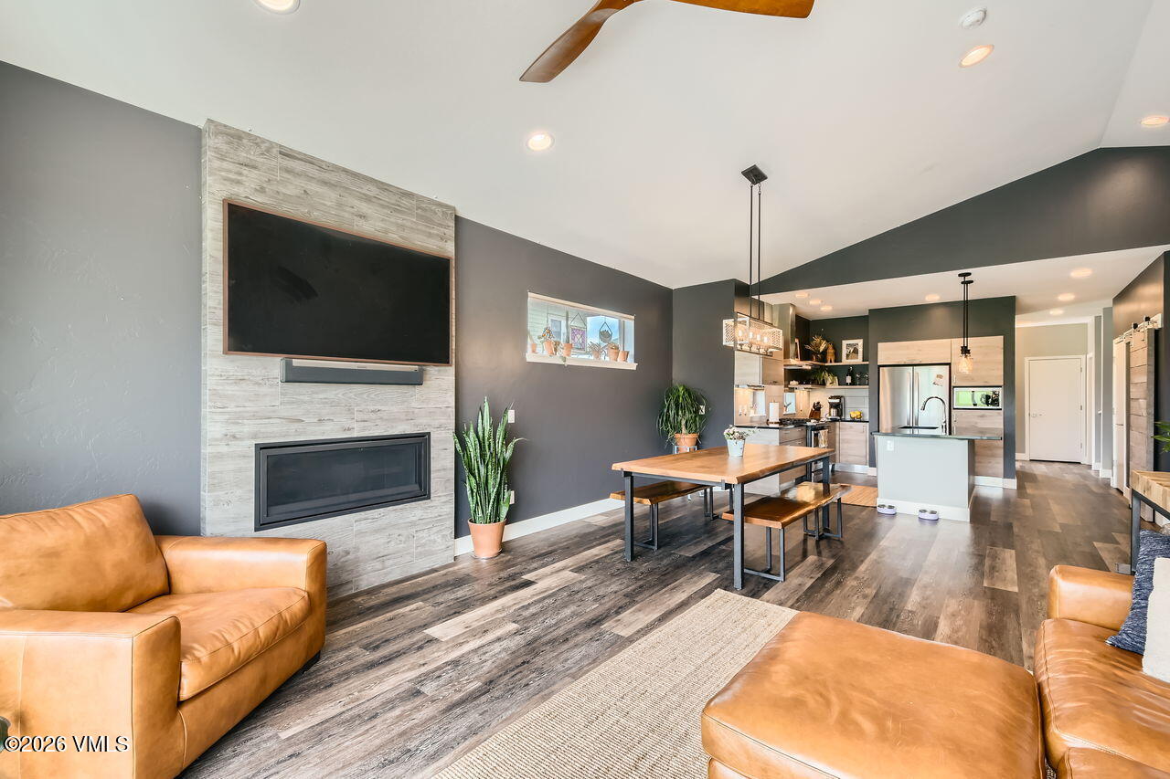 82 Lynx Circle