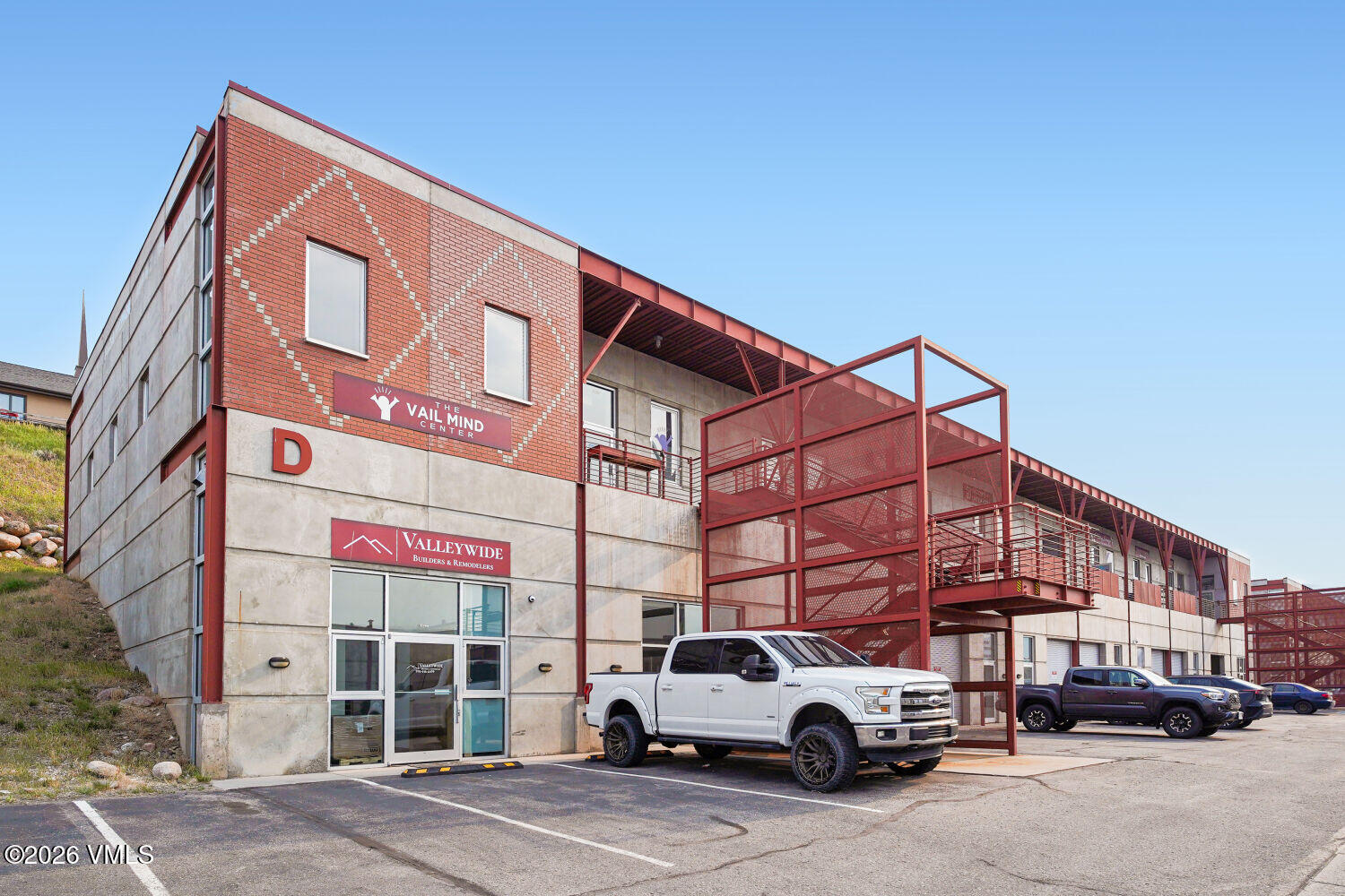210 Edwards Village Boulevard Unit: D-206