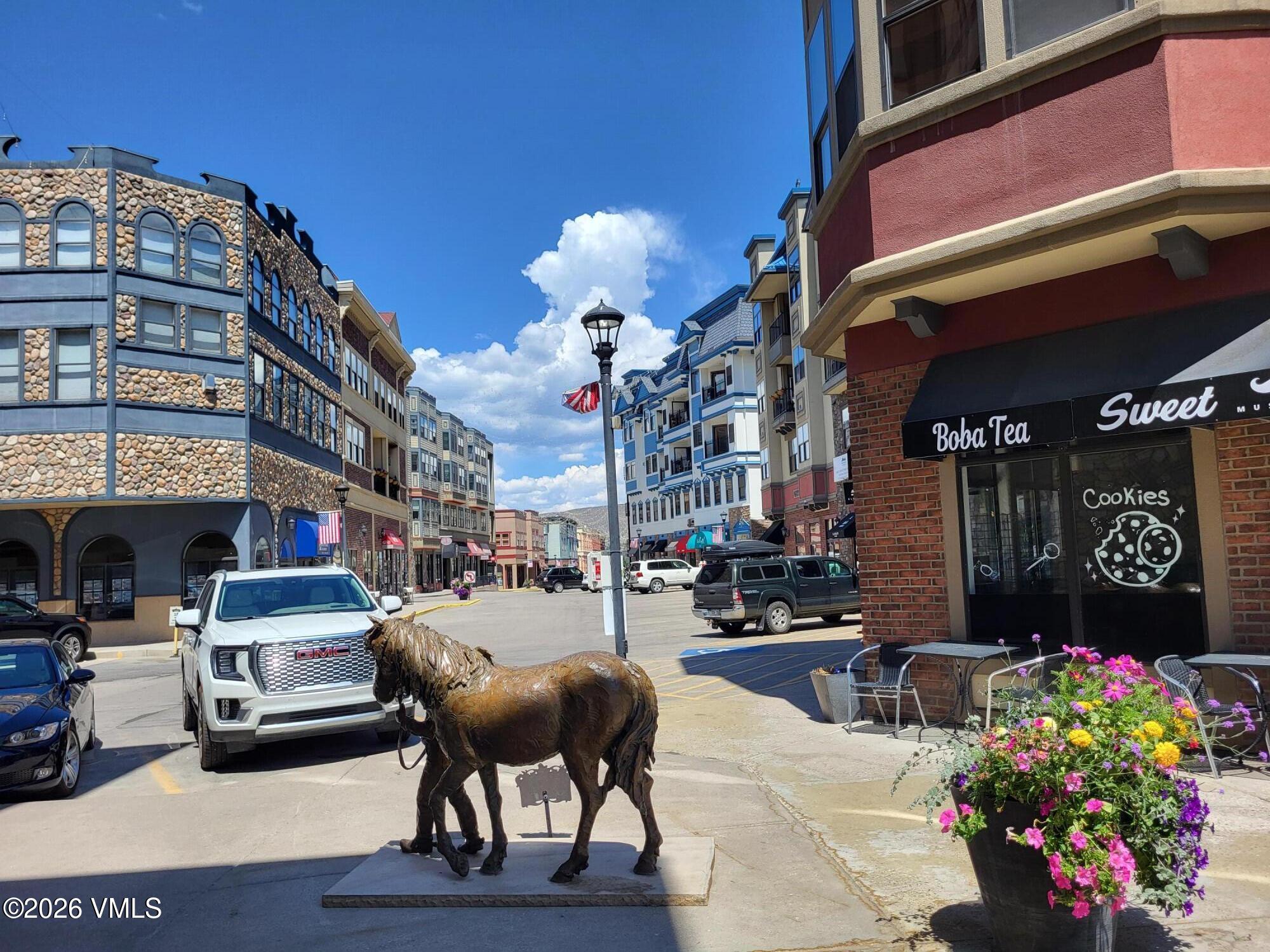 225 Main Street R304