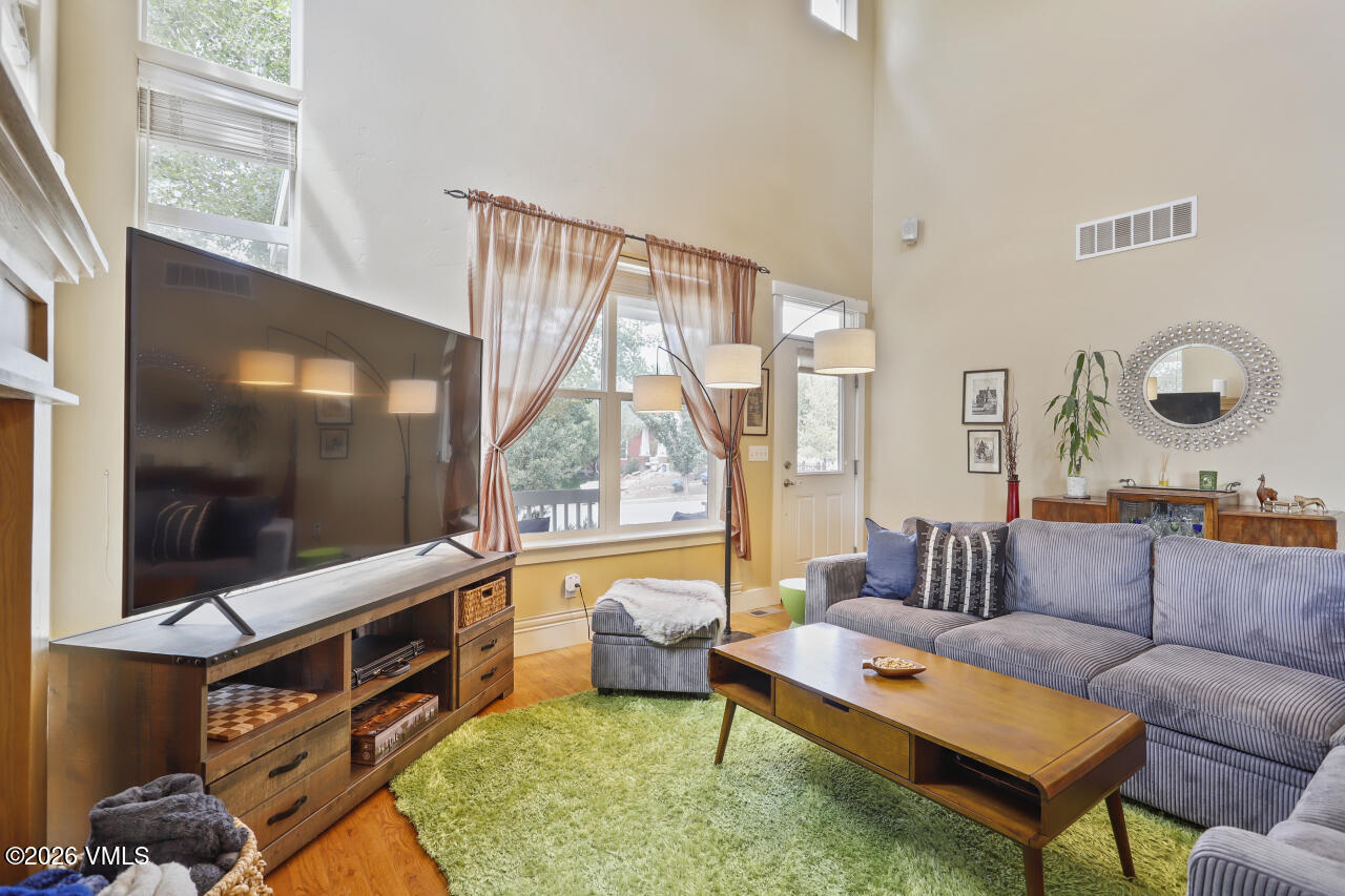 232 Tanager Circle