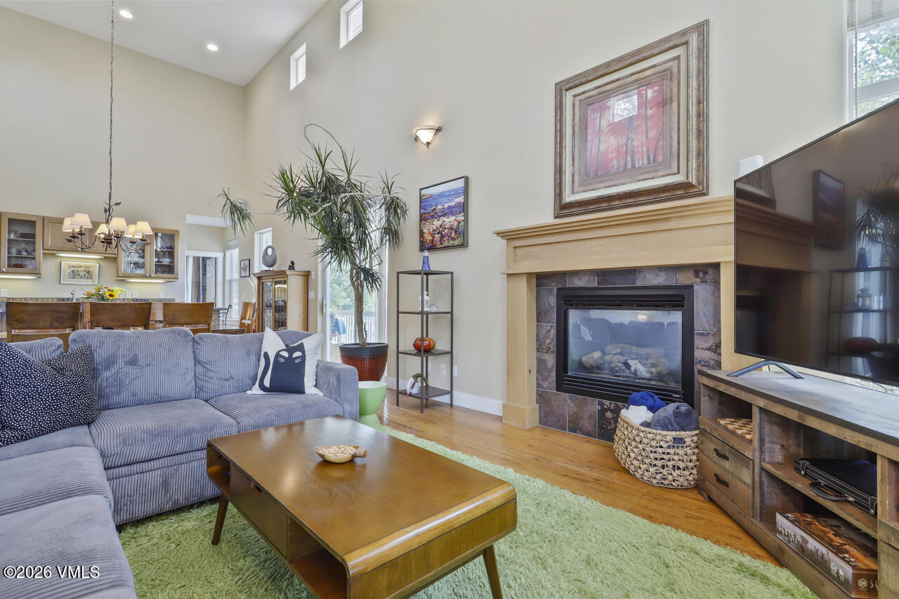 232 Tanager Circle