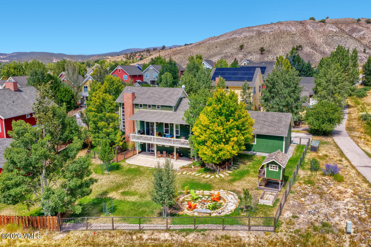 232 Tanager Circle