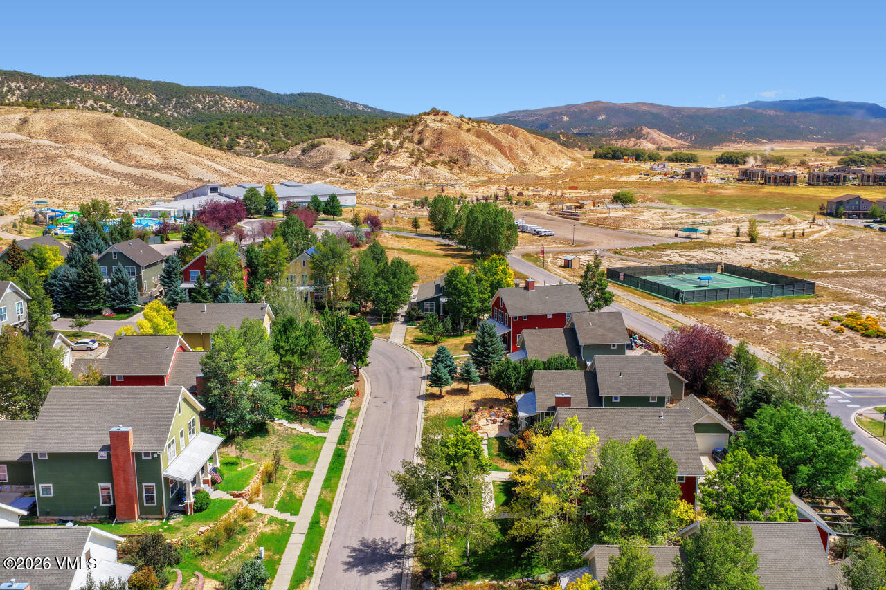232 Tanager Circle