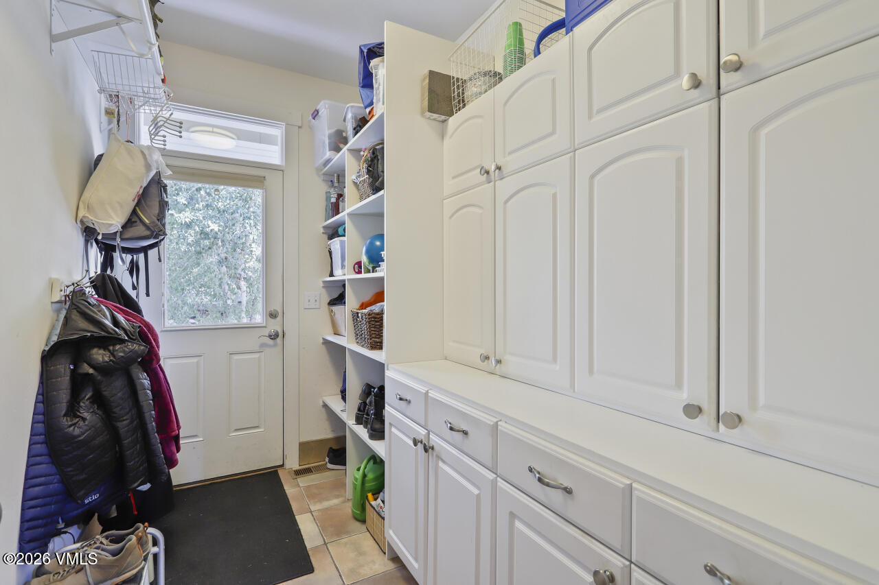 232 Tanager Circle