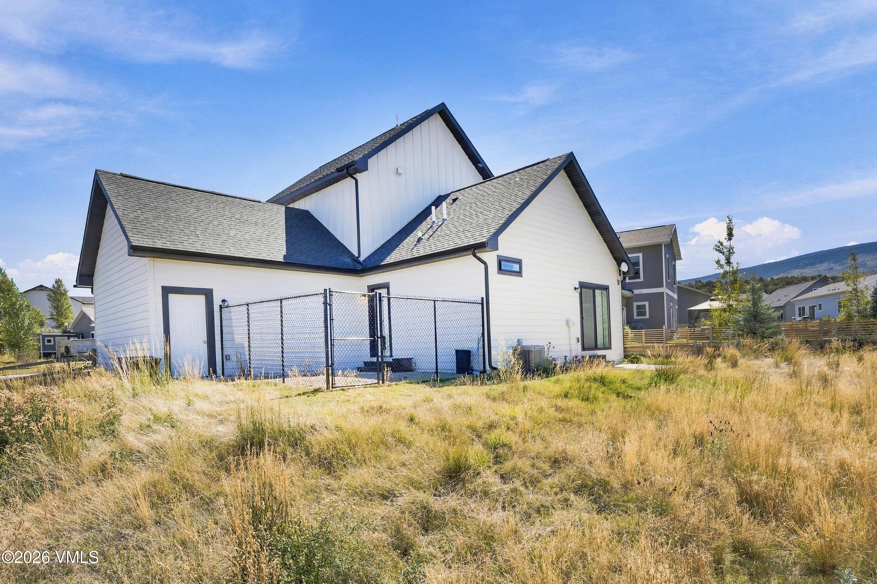 198 Bowie Road