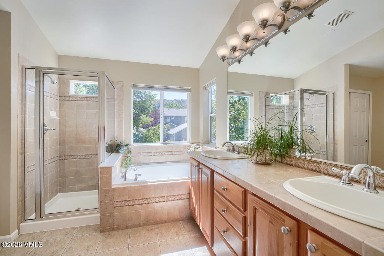 82 Longview Avenue