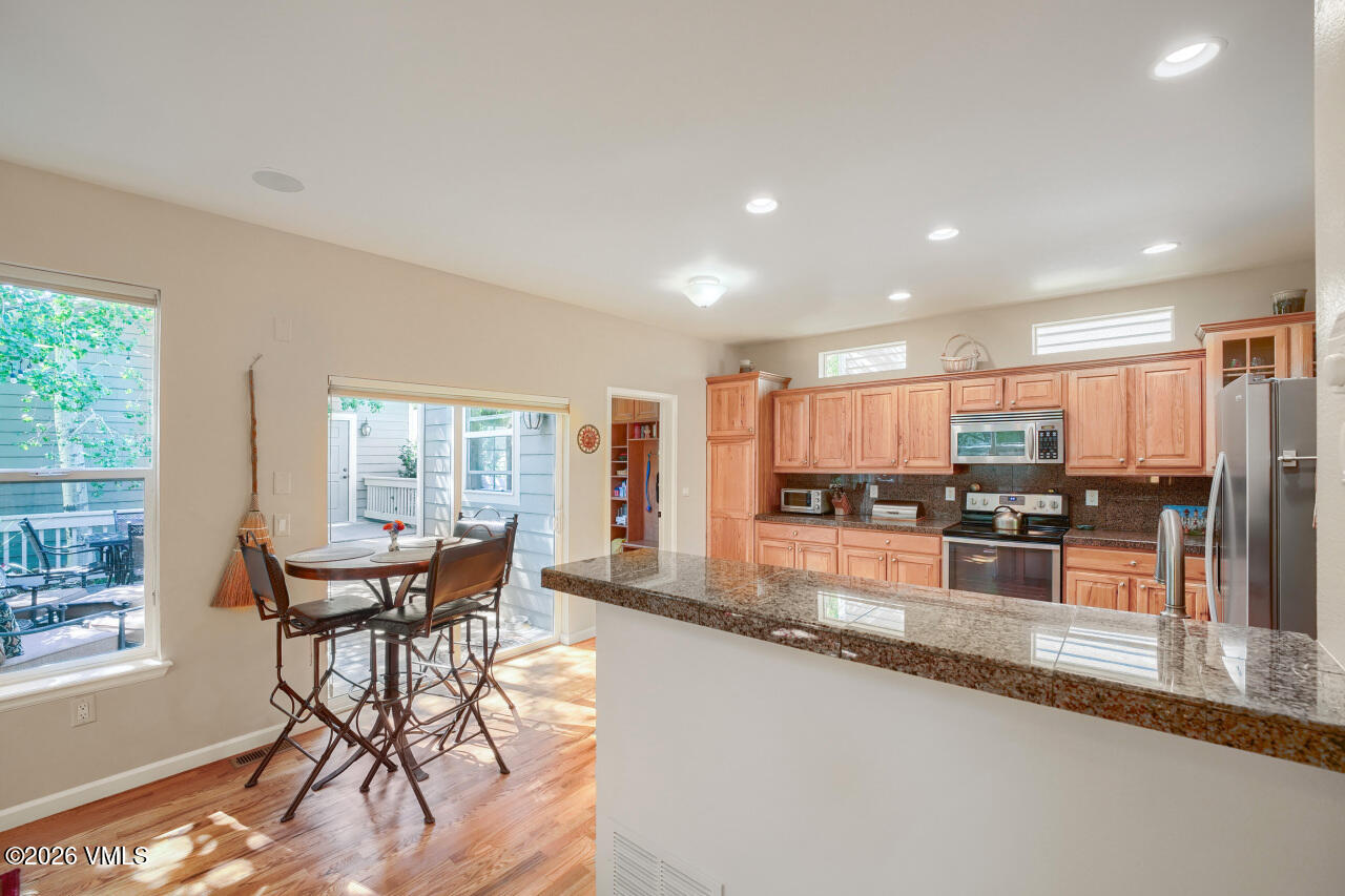 82 Longview Avenue