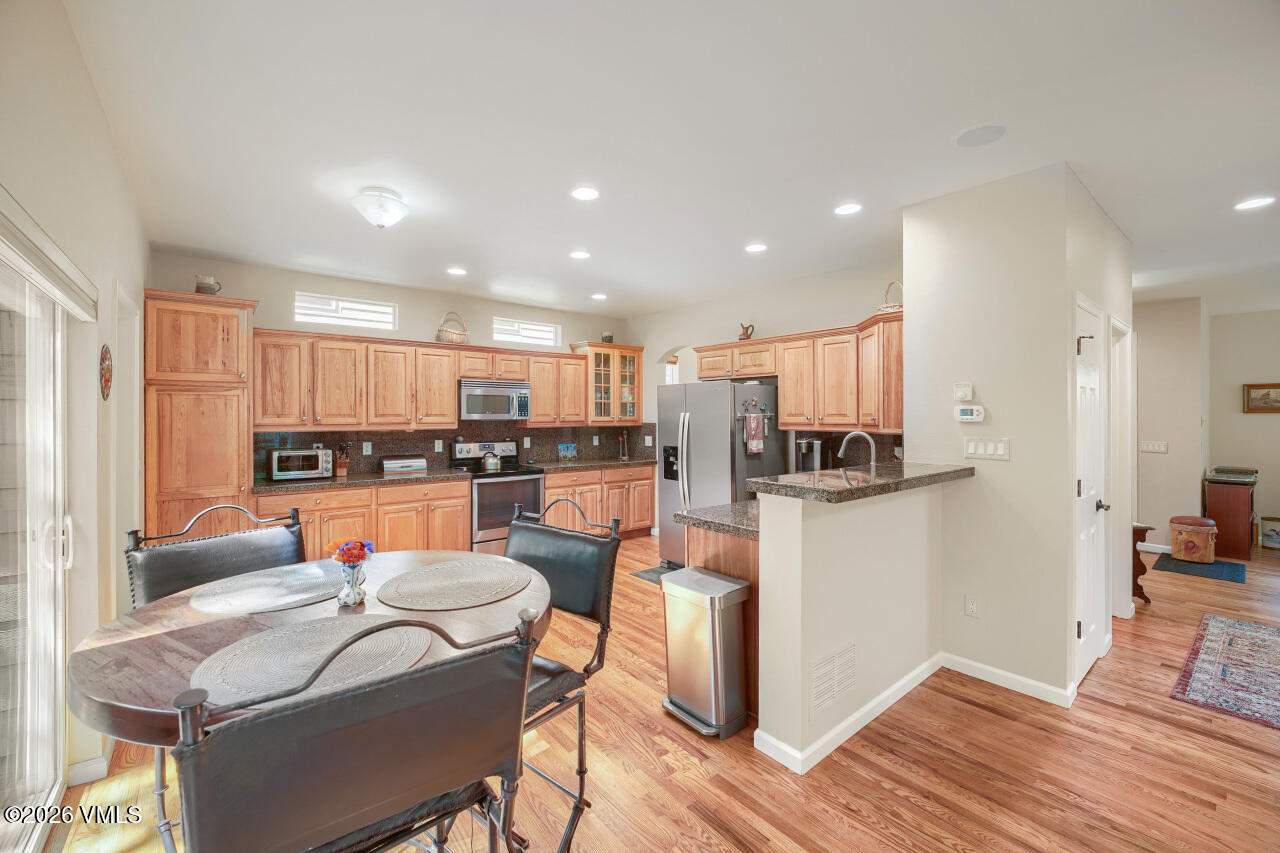 82 Longview Avenue