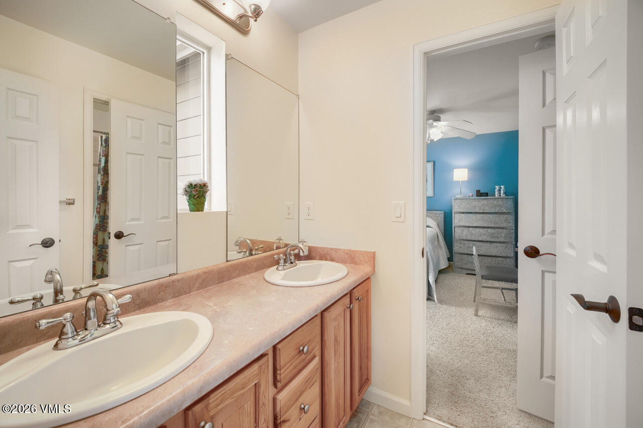 82 Longview Avenue