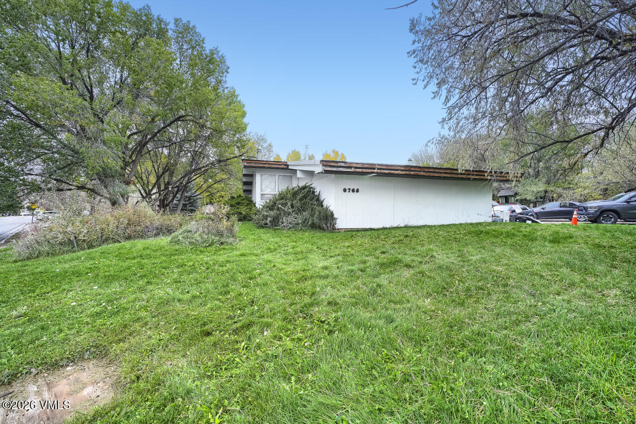 765 Jules Way