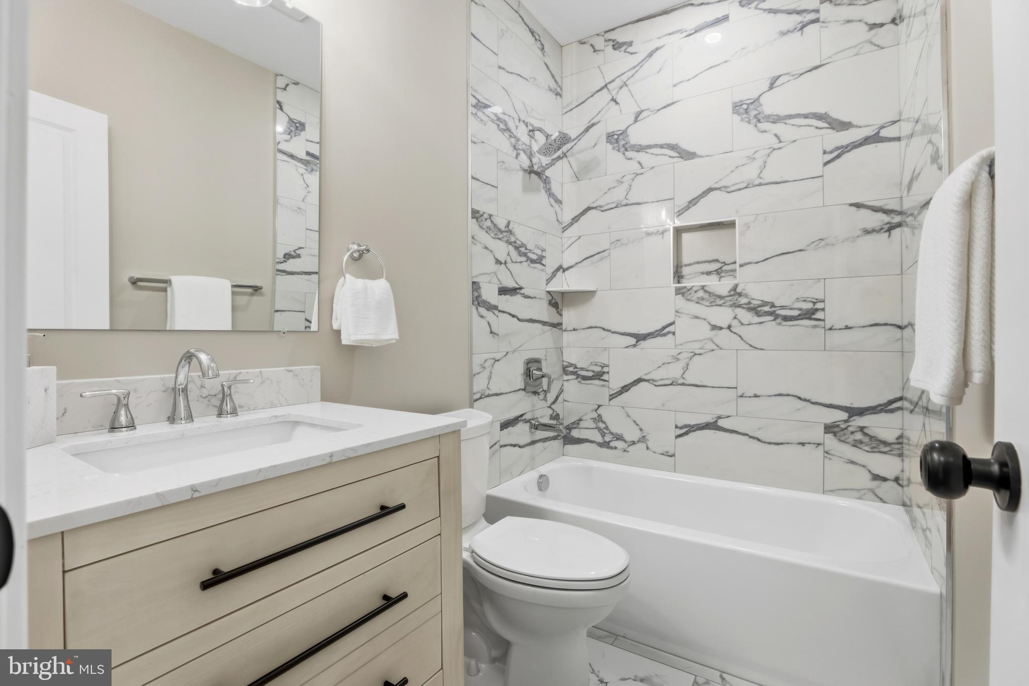 910 WESTMINSTER STREET NW