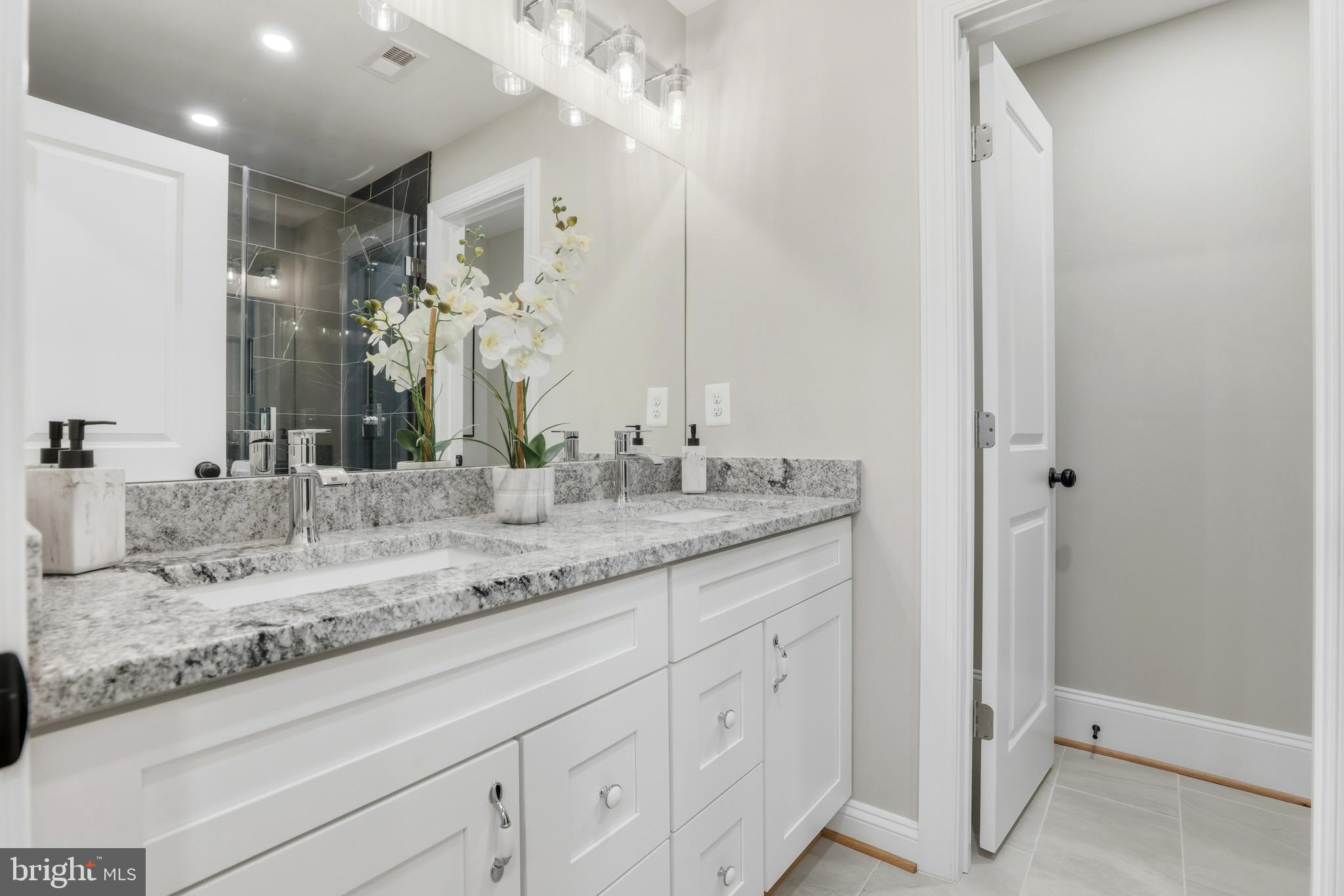 910 WESTMINSTER STREET NW