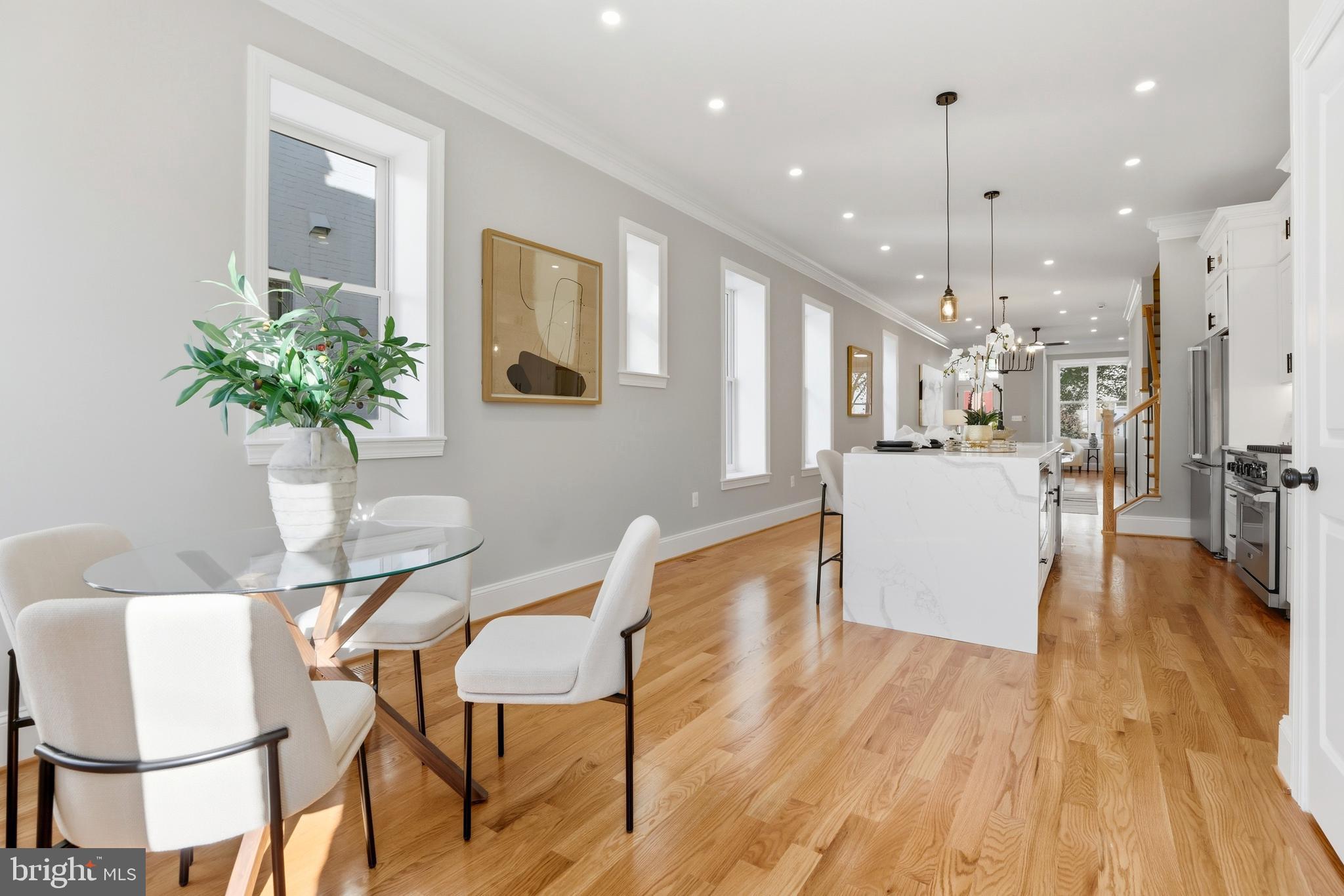 910 WESTMINSTER STREET NW