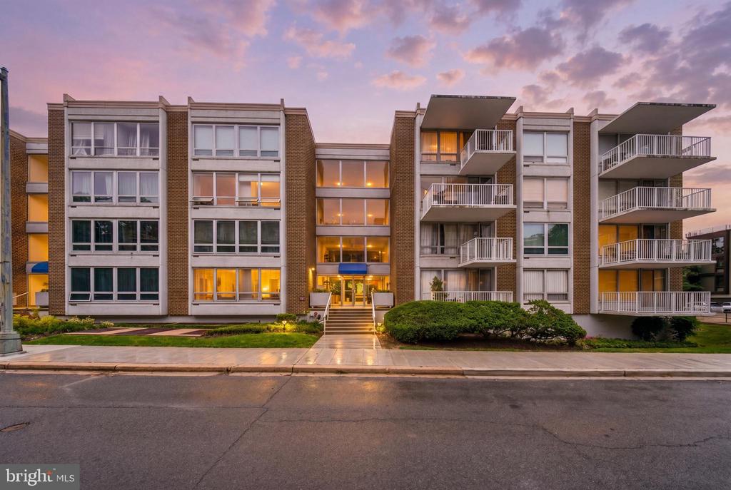 410 O STREET SW 106