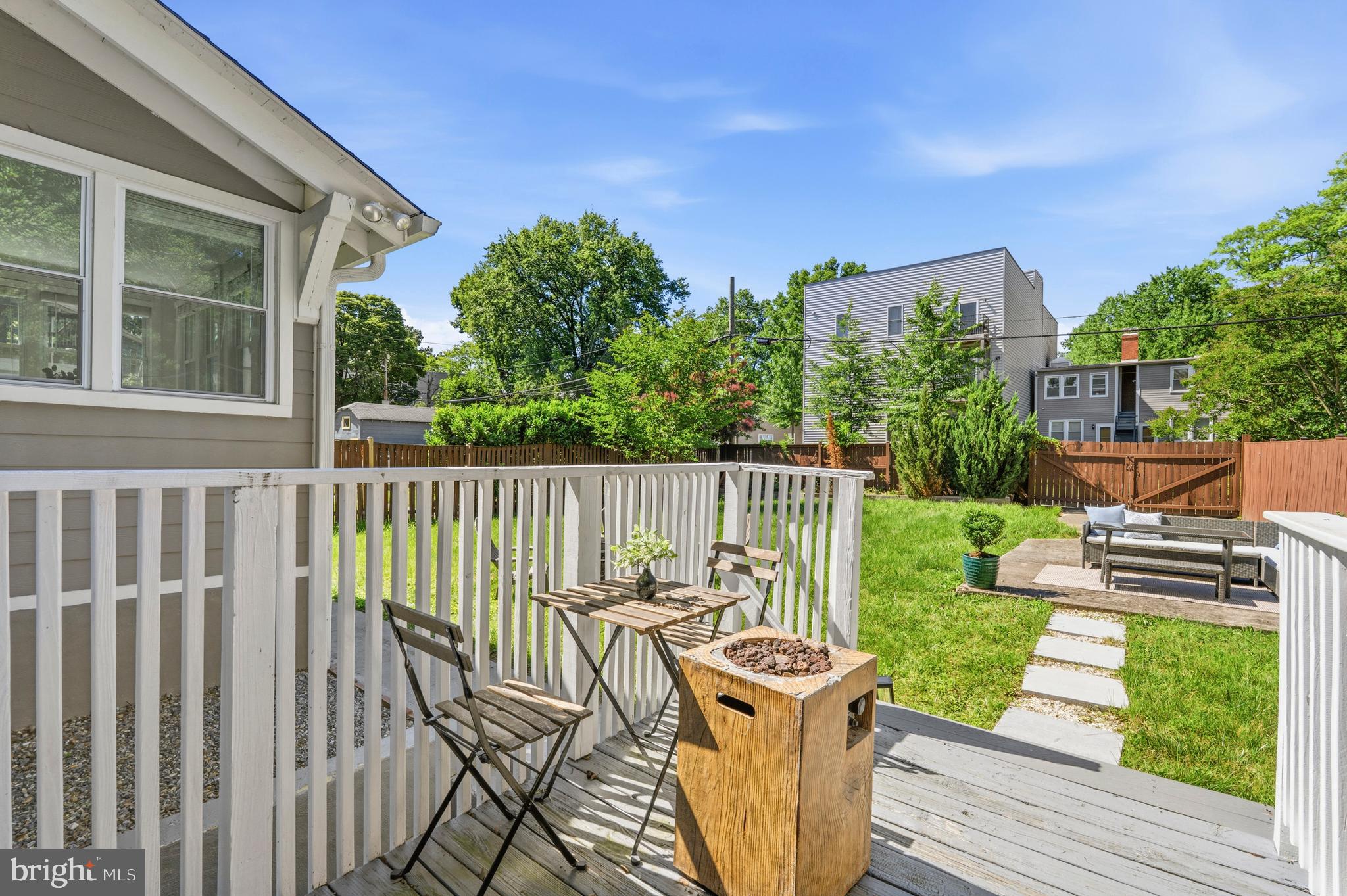 1355 MONTAGUE STREET NW