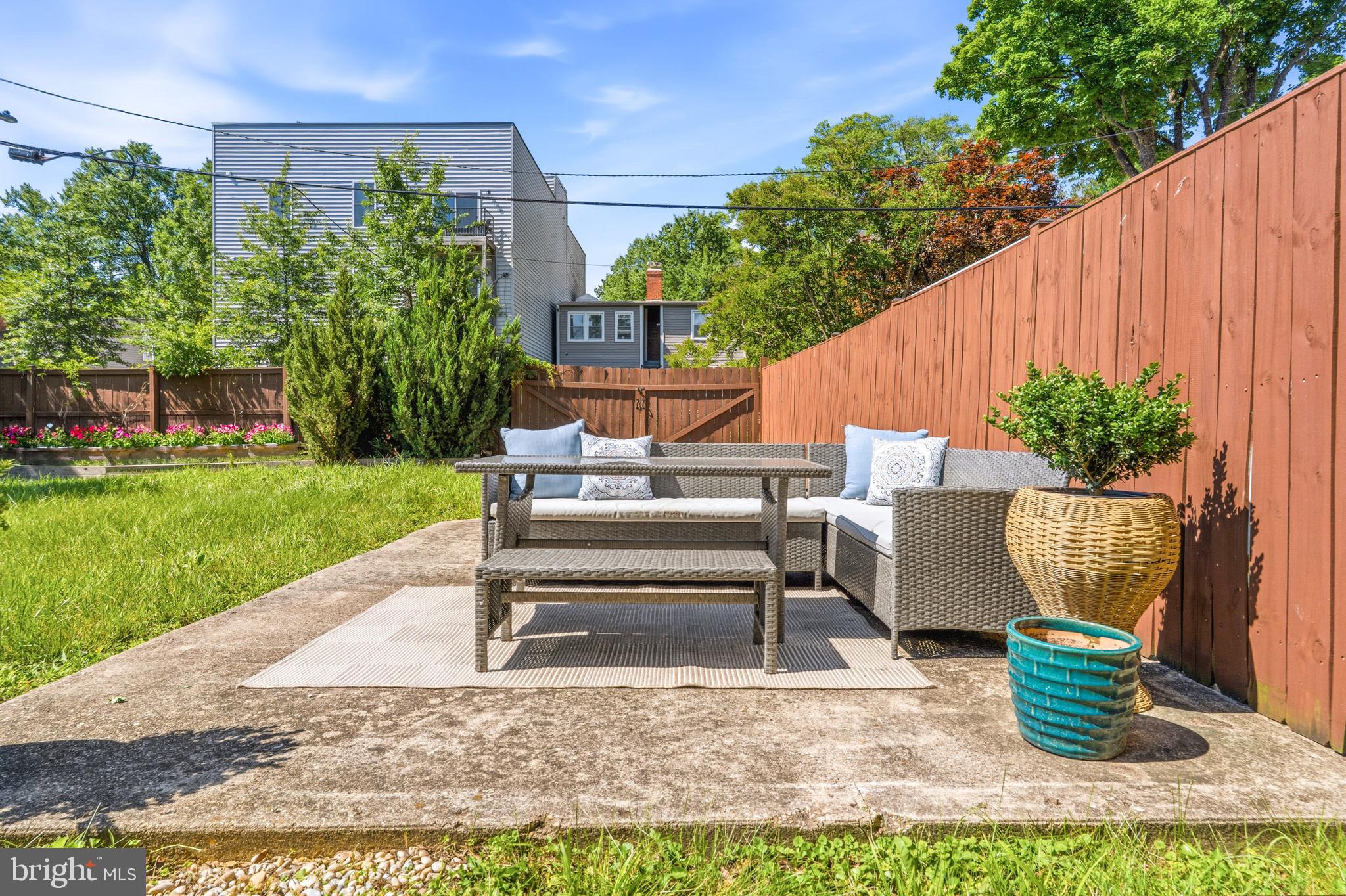 1355 MONTAGUE STREET NW