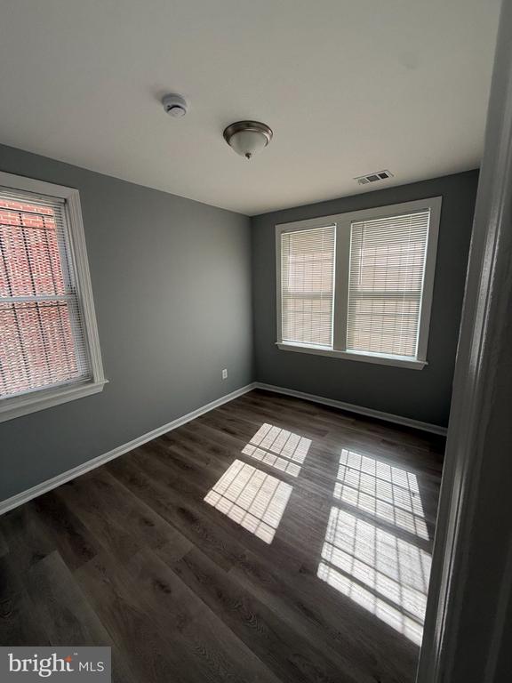 640 GIRARD STREET NE Unit: 1