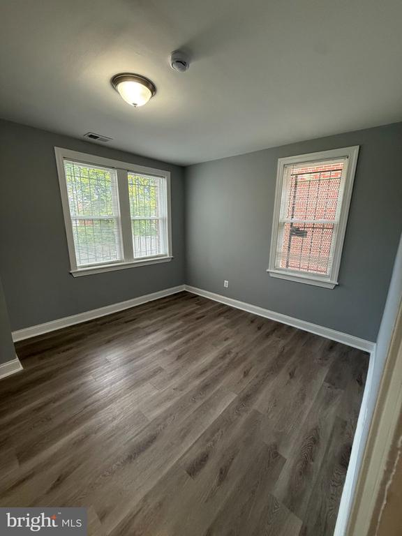 640 GIRARD STREET NE Unit: 1