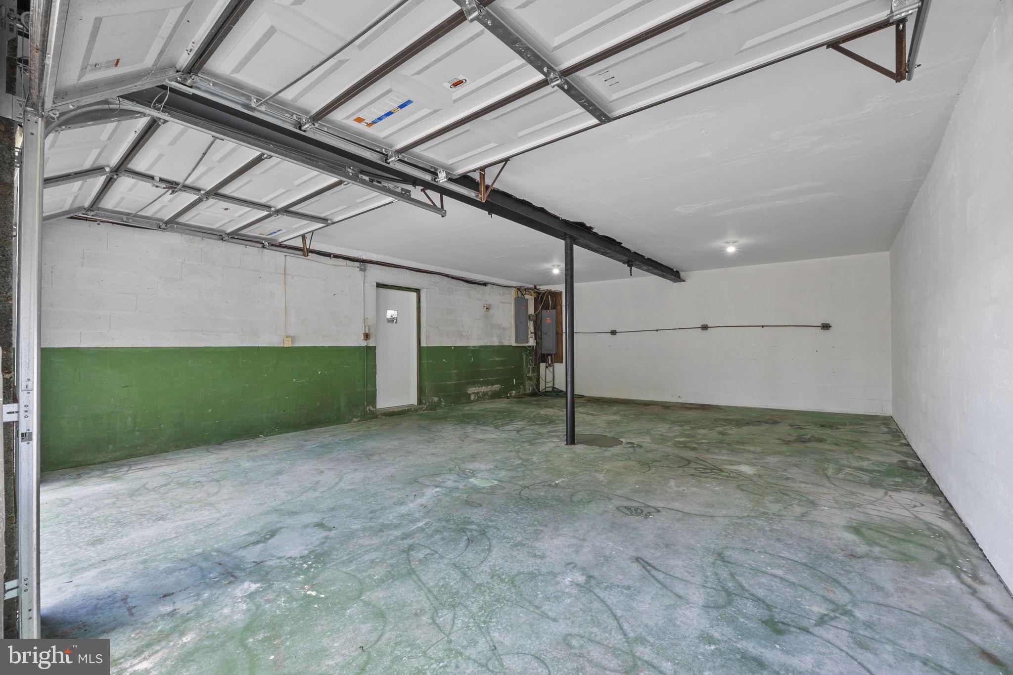 7410 HAWKINS DRIVE