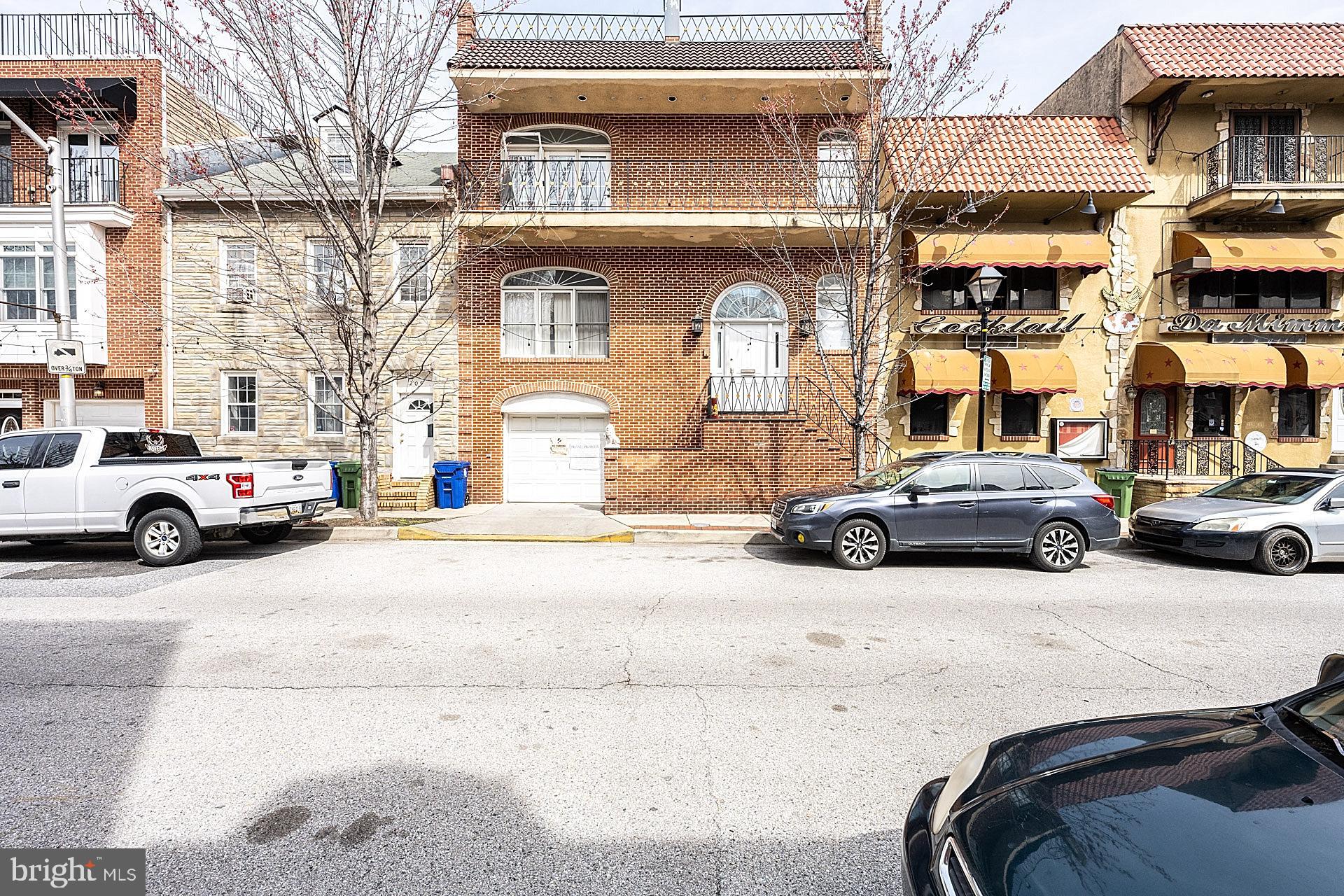 213 S HIGH STREET
