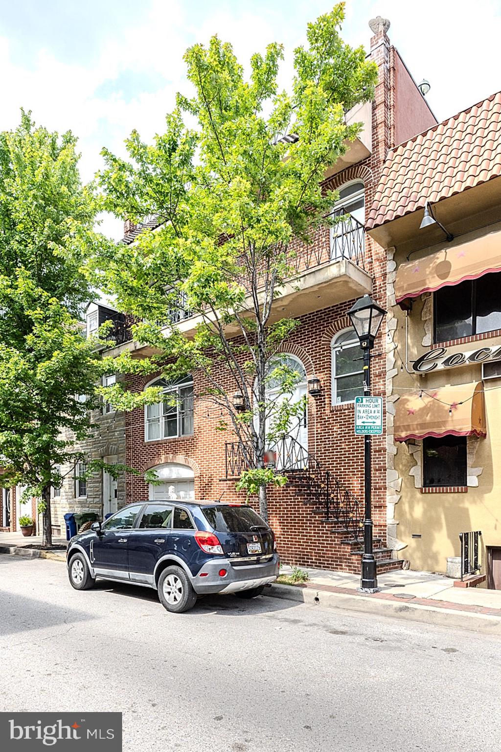 213 S HIGH STREET