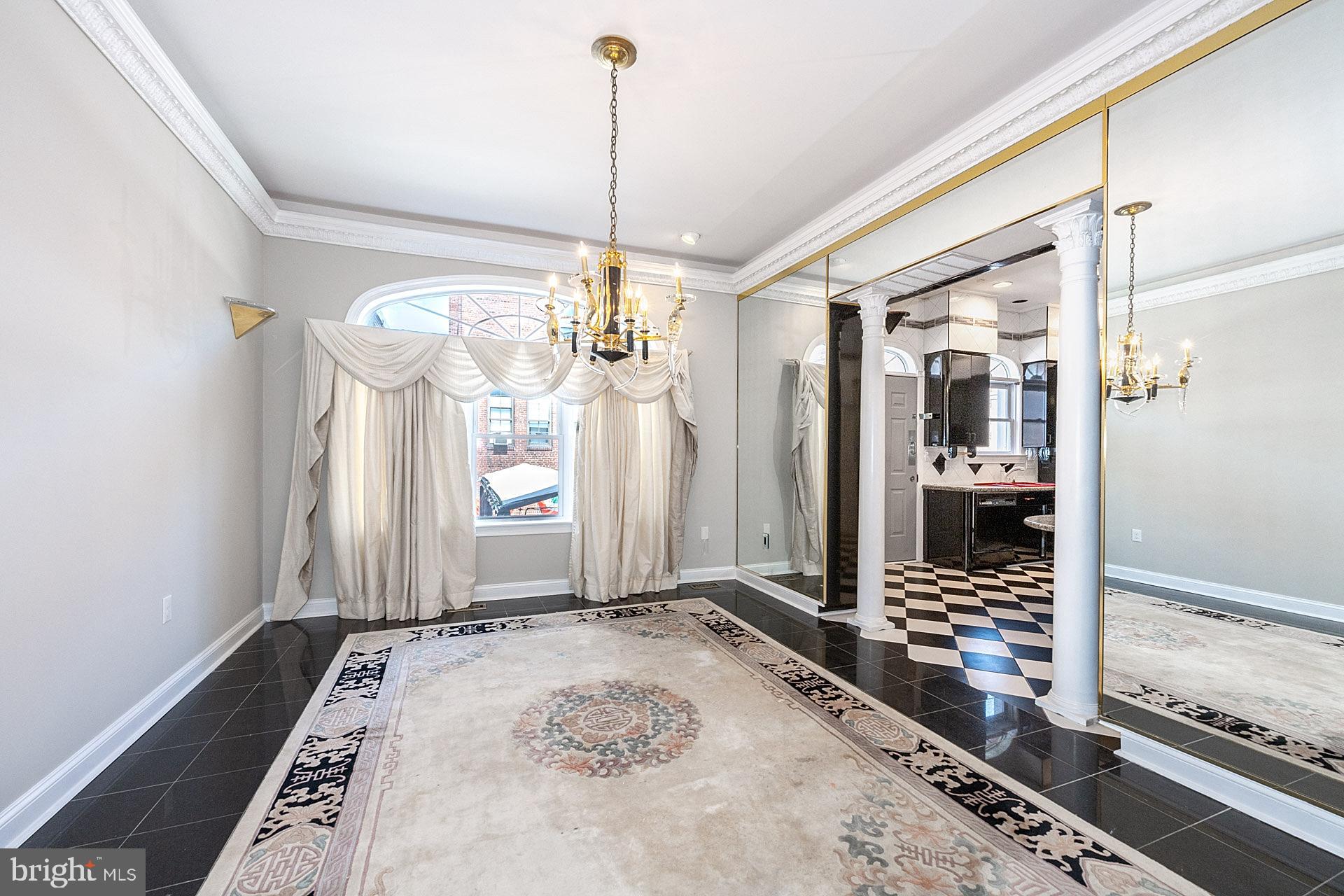 213 S HIGH STREET