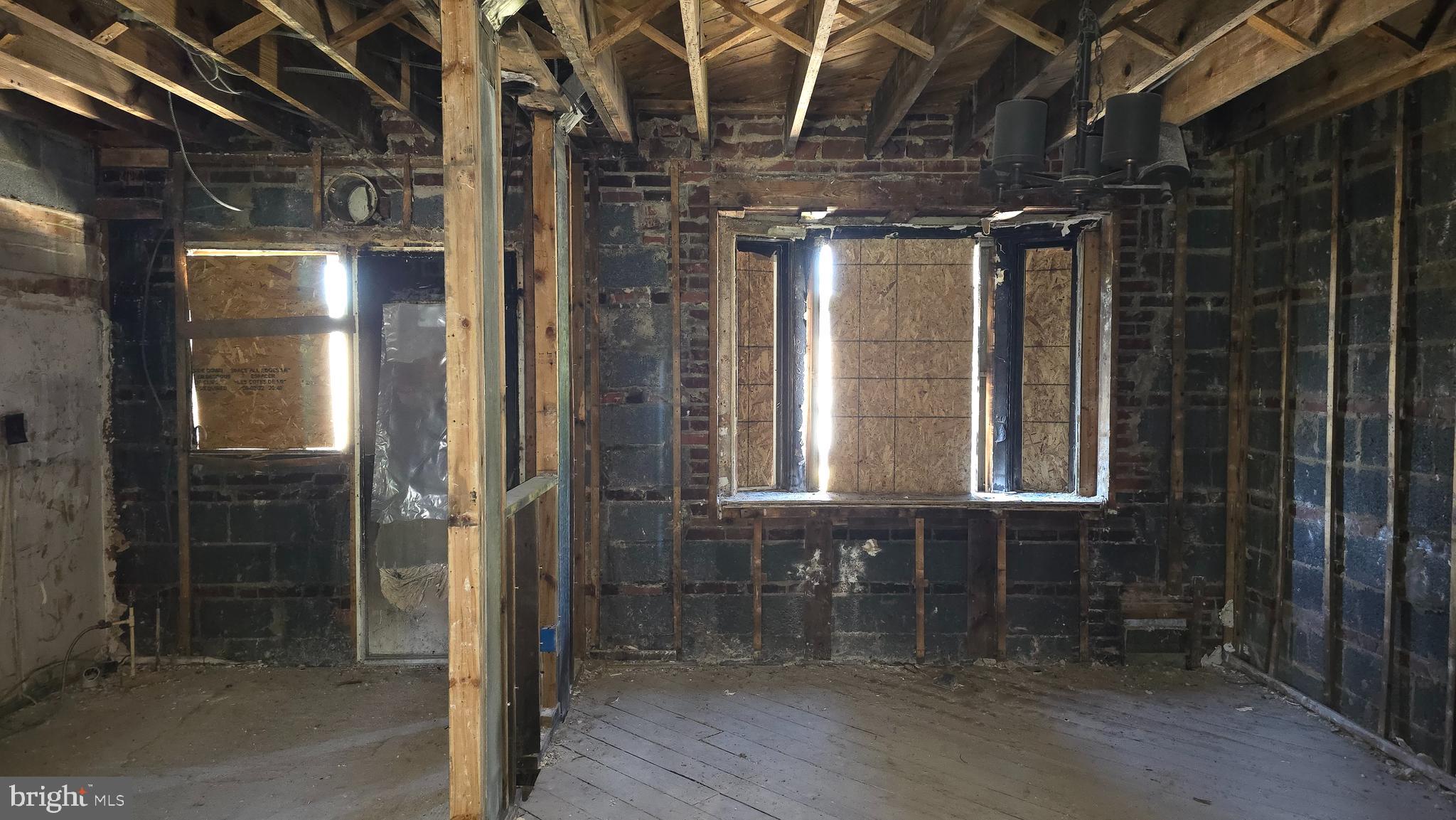 4536 MARBLE HALL ROAD