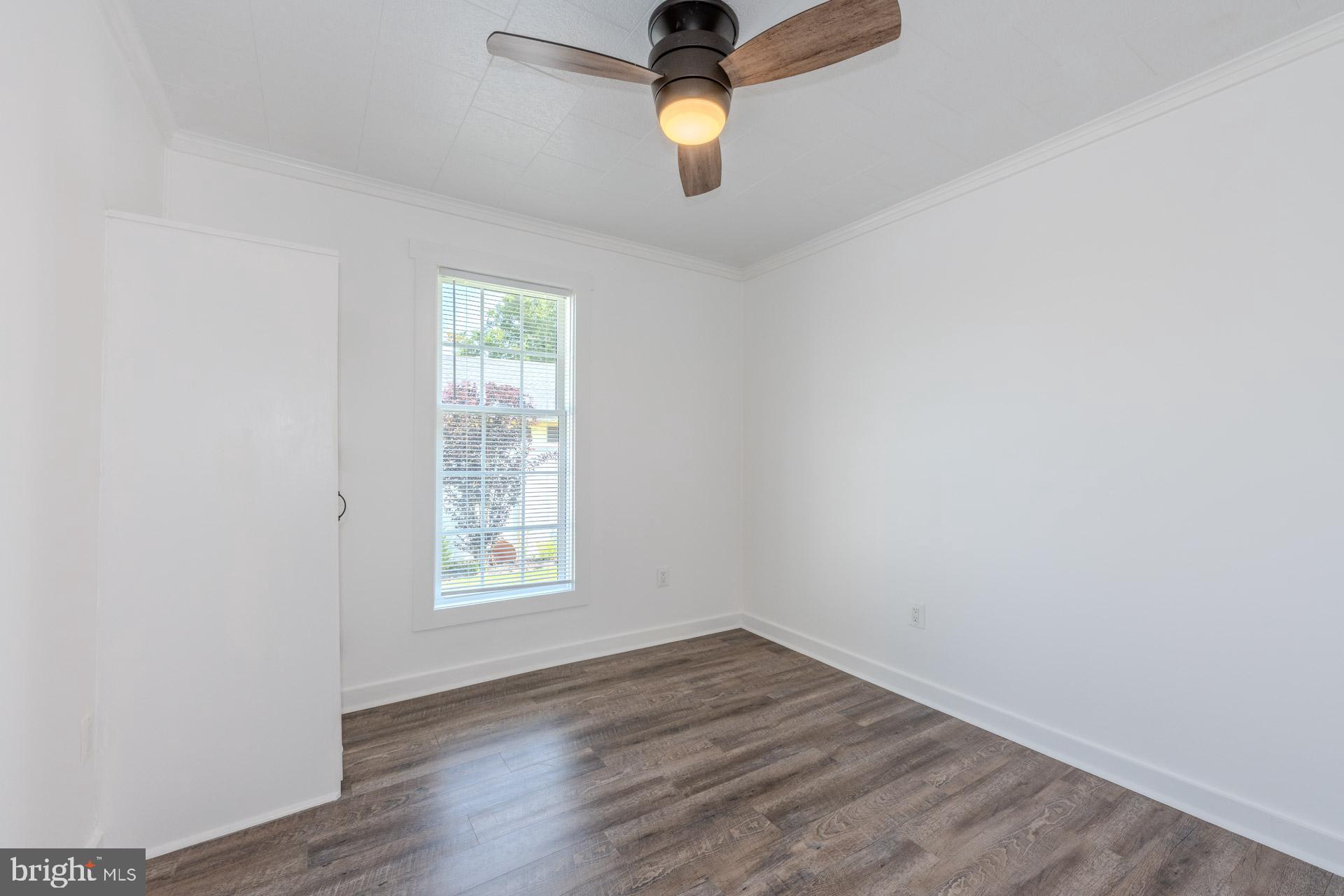 106 N SCHOOL STREET