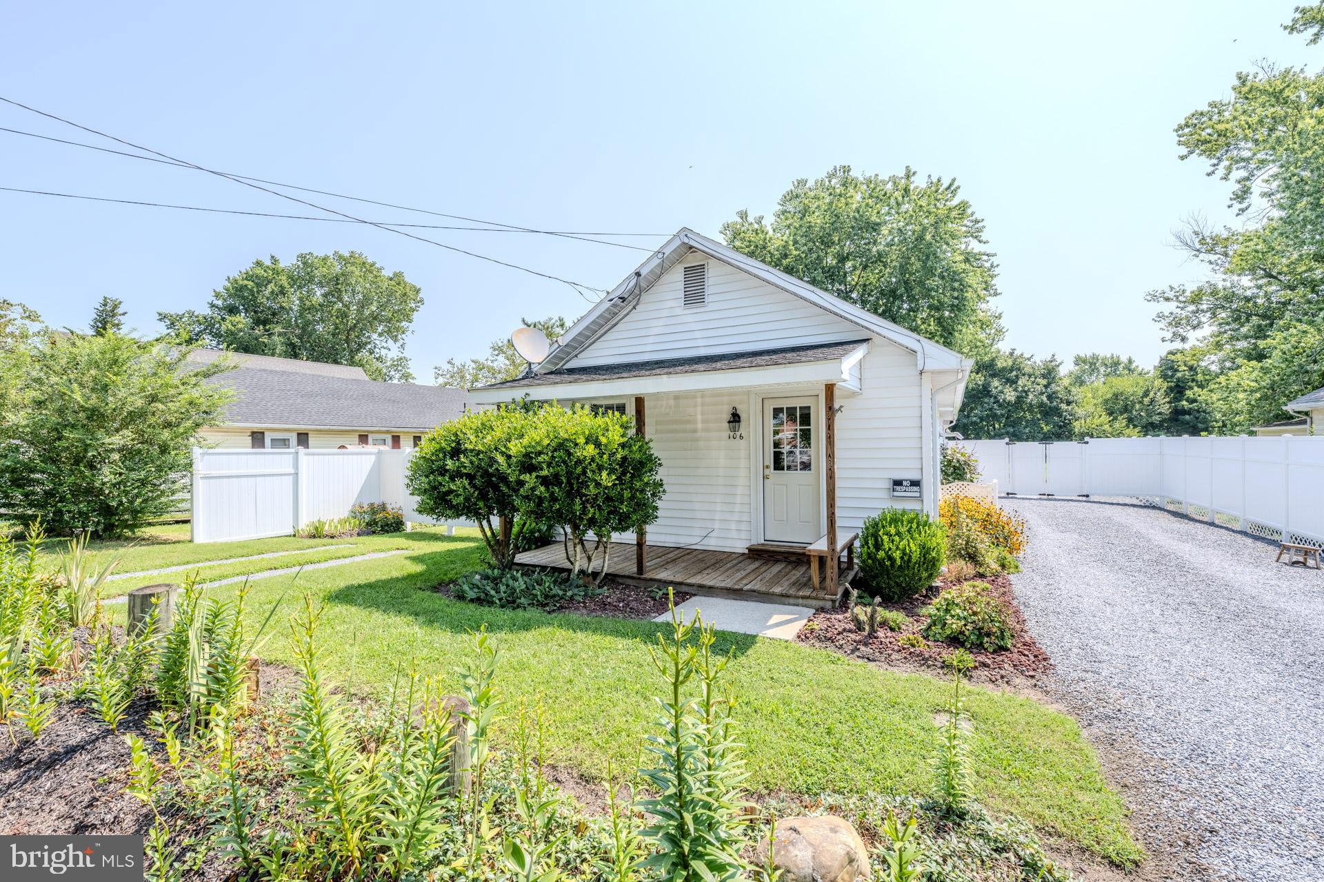 106 N SCHOOL STREET