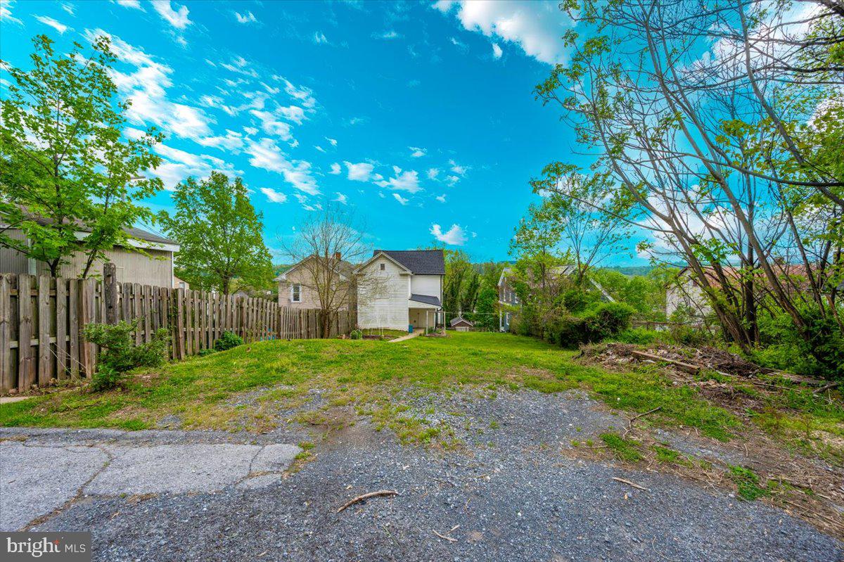319 E A STREET