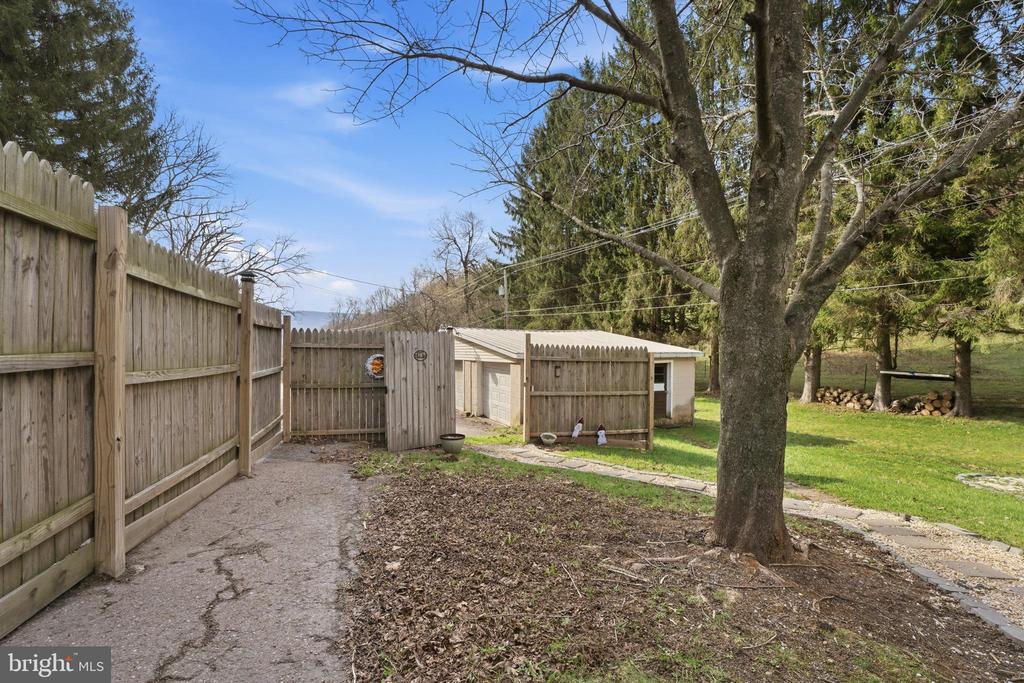 617 BITTINGER ROAD