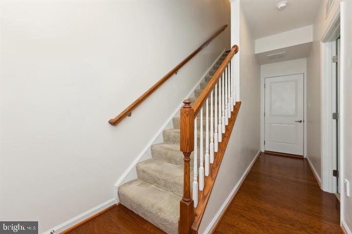 7241 YESTERDAY LANE