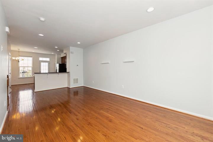 7241 YESTERDAY LANE