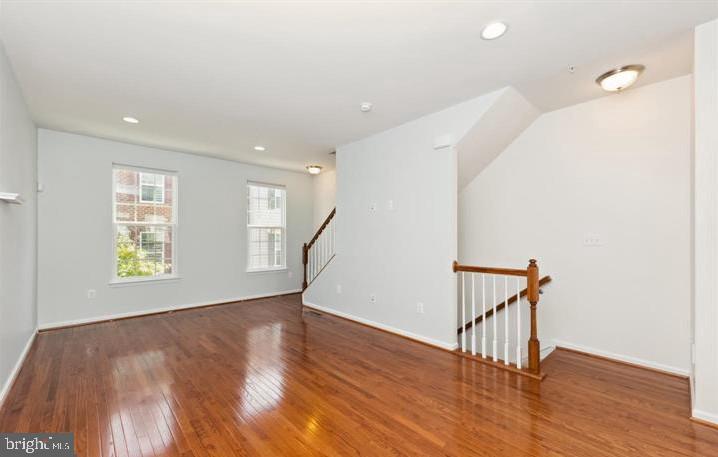 7241 YESTERDAY LANE