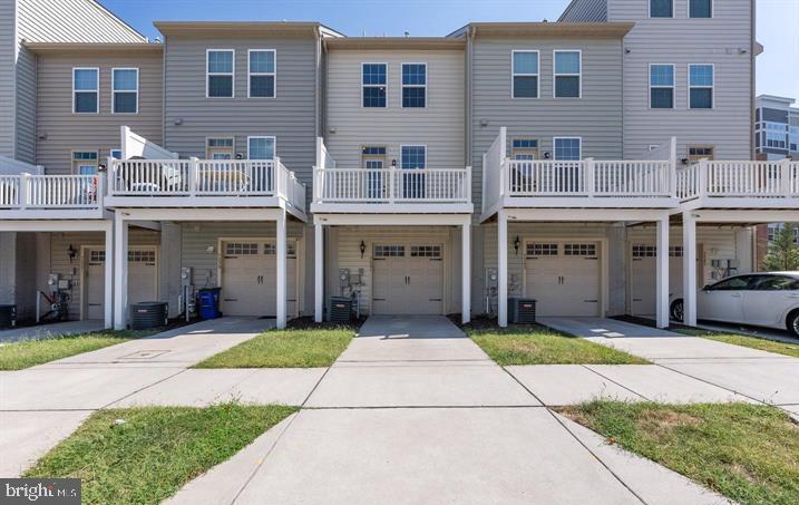 7241 YESTERDAY LANE