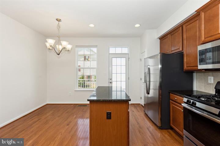 7241 YESTERDAY LANE