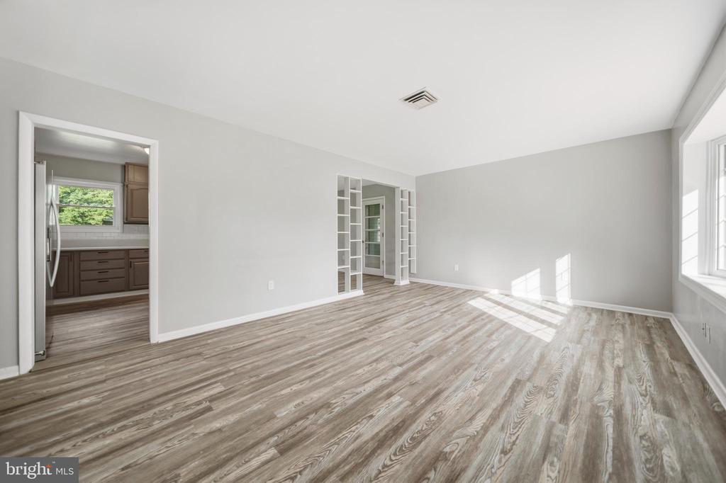 5233 KERGER ROAD