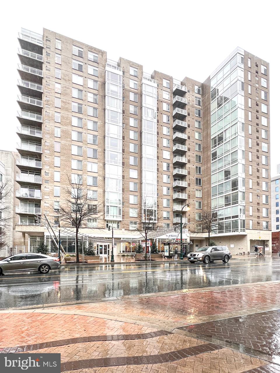 930 WAYNE AVENUE 911