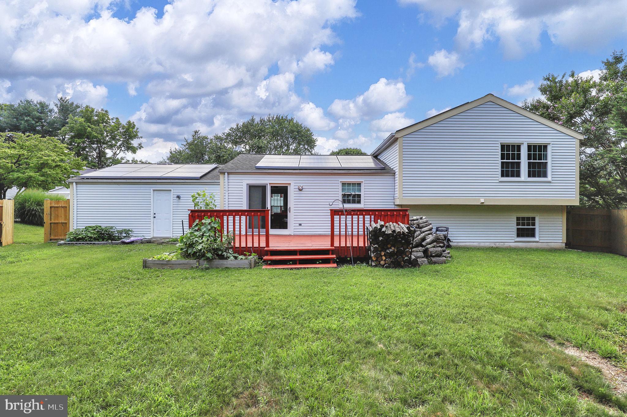 18717 BLUE VIOLET LANE