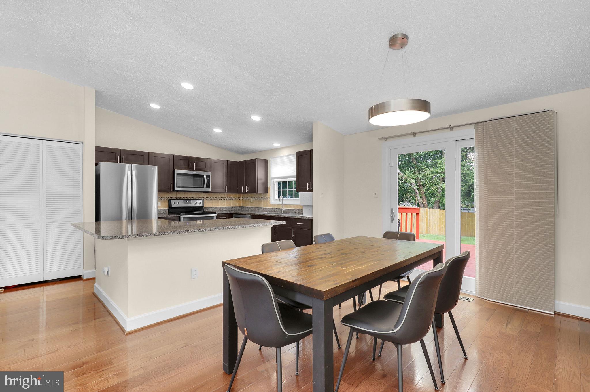 18717 BLUE VIOLET LANE