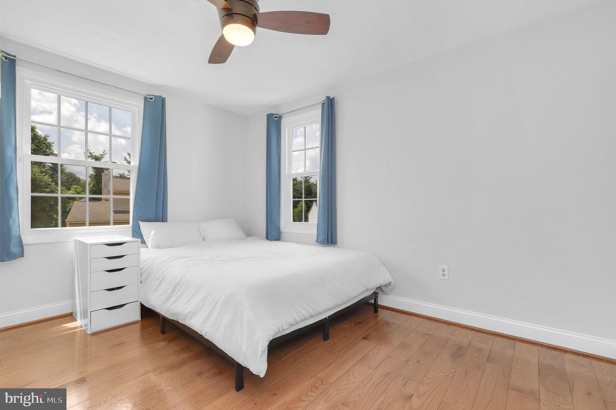 18717 BLUE VIOLET LANE