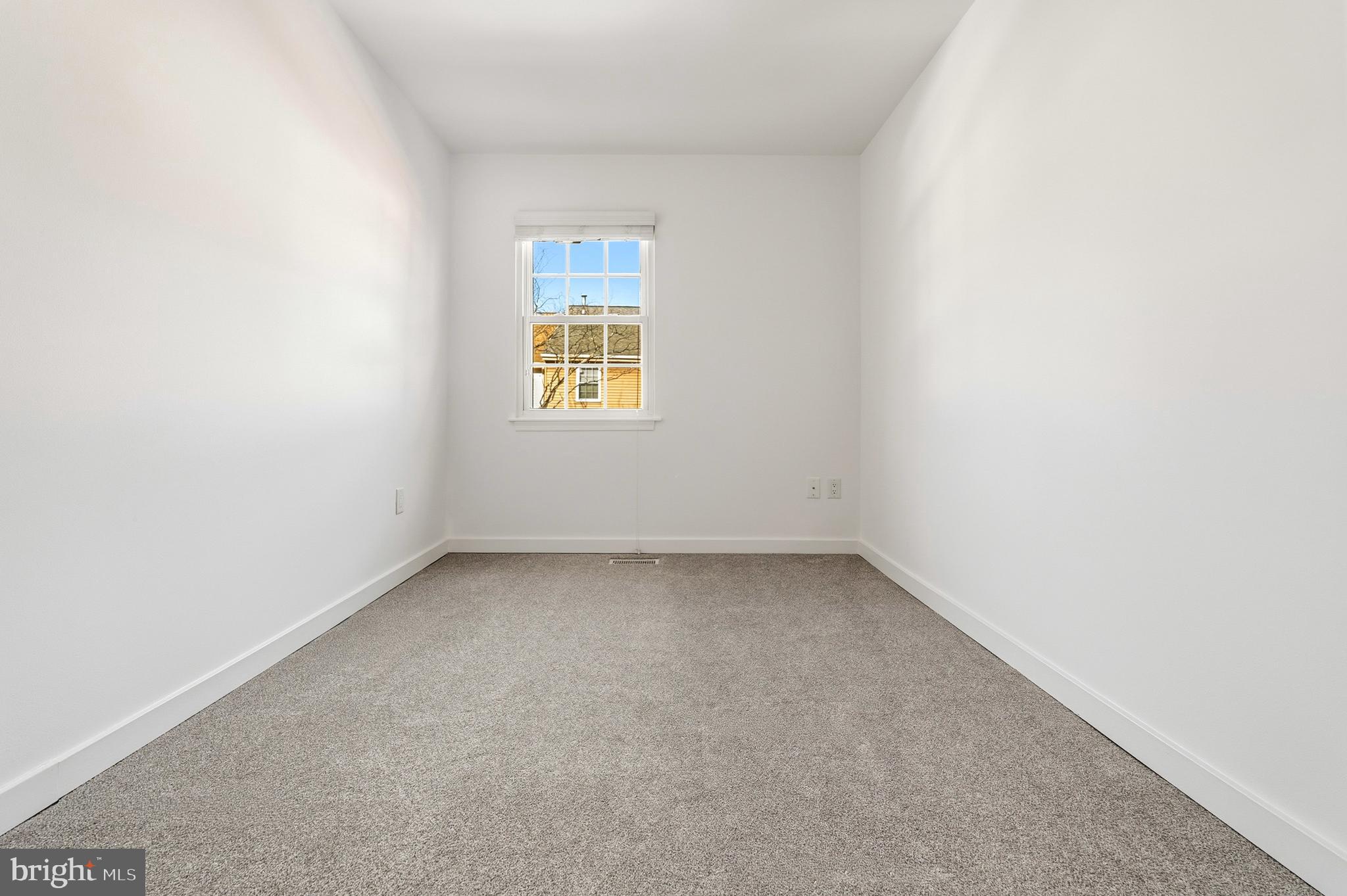 15727 AMBIANCE DRIVE