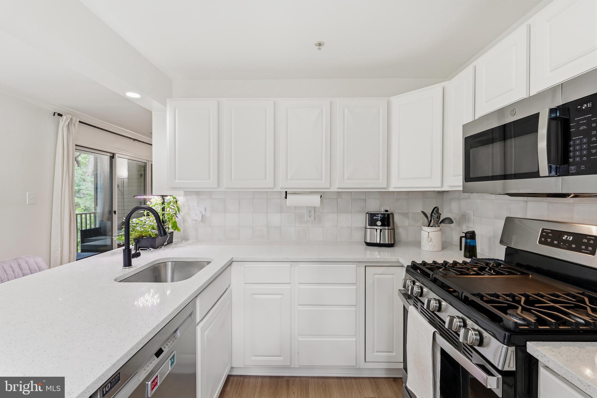 111 TIMBERBROOK LANE 202