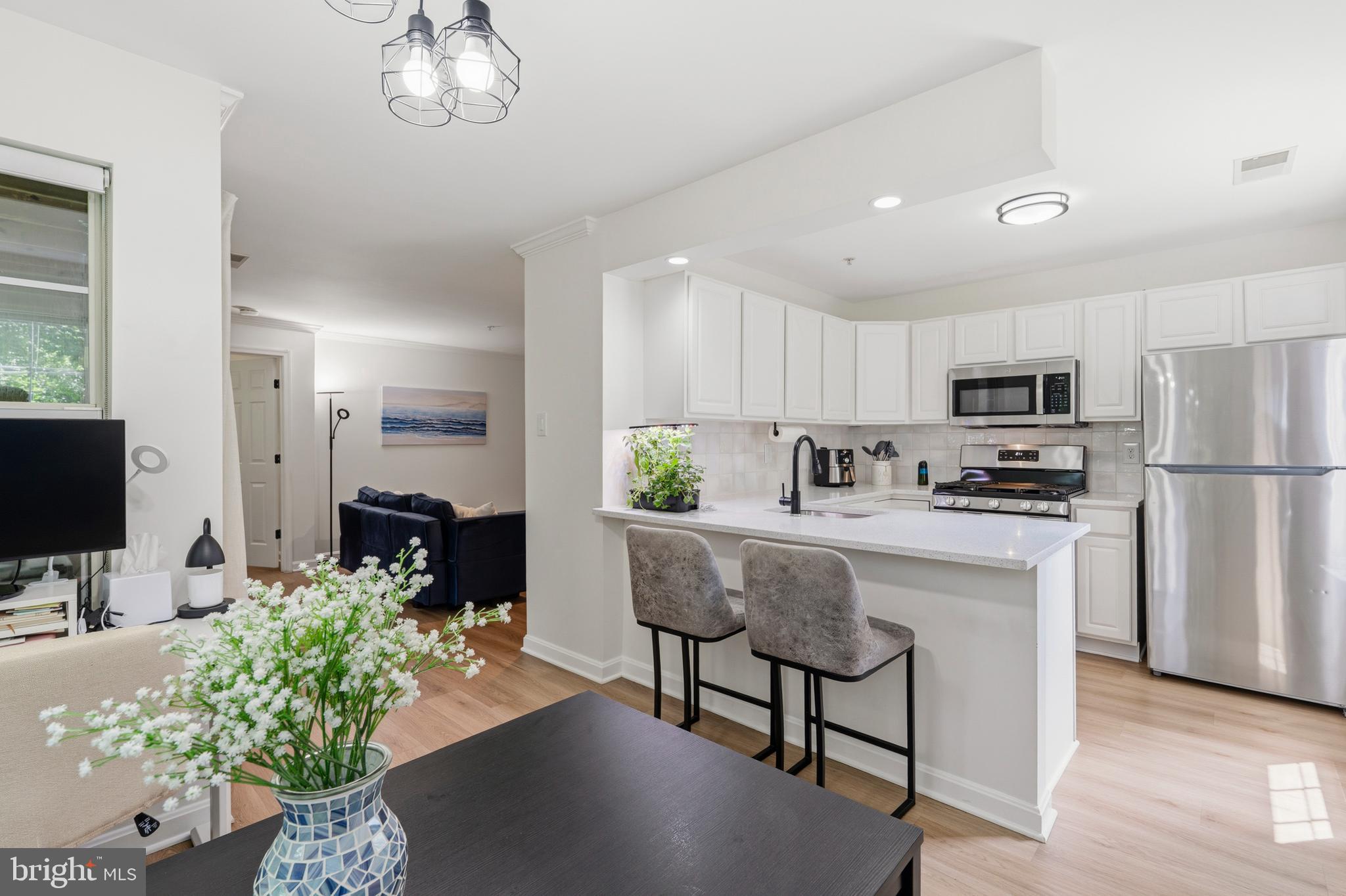 111 TIMBERBROOK LANE 202