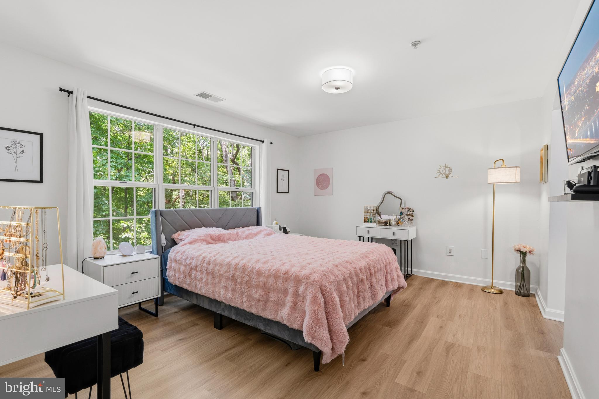111 TIMBERBROOK LANE 202